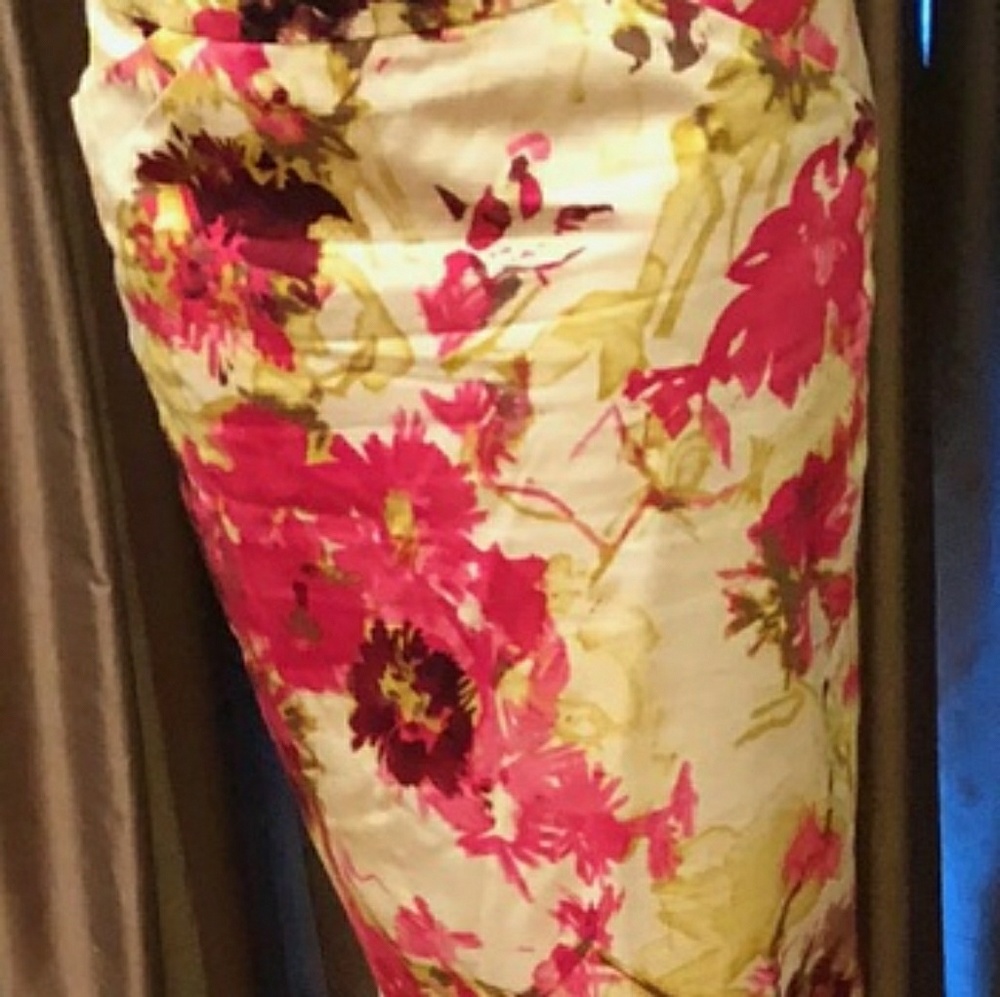 Pink Floral Pencil Skirt